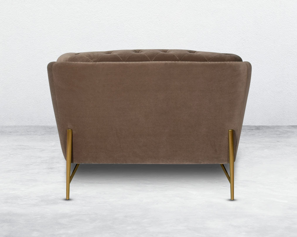 Lean back and lounge in luxurious style on this stunning sofa set. This 1 glam sofa features plush velvet upholstery that is both classy and sumptuous against your skin, a single seat cushioned
