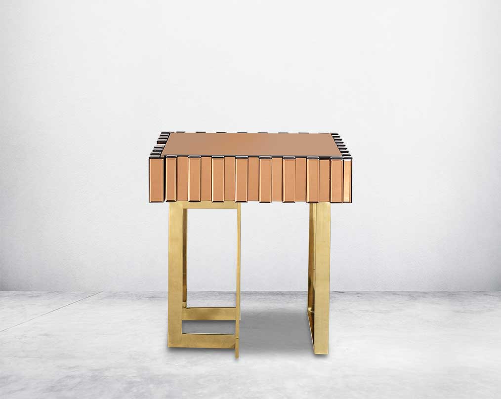 End table in gold mirror with gold plated stainless steel base back view