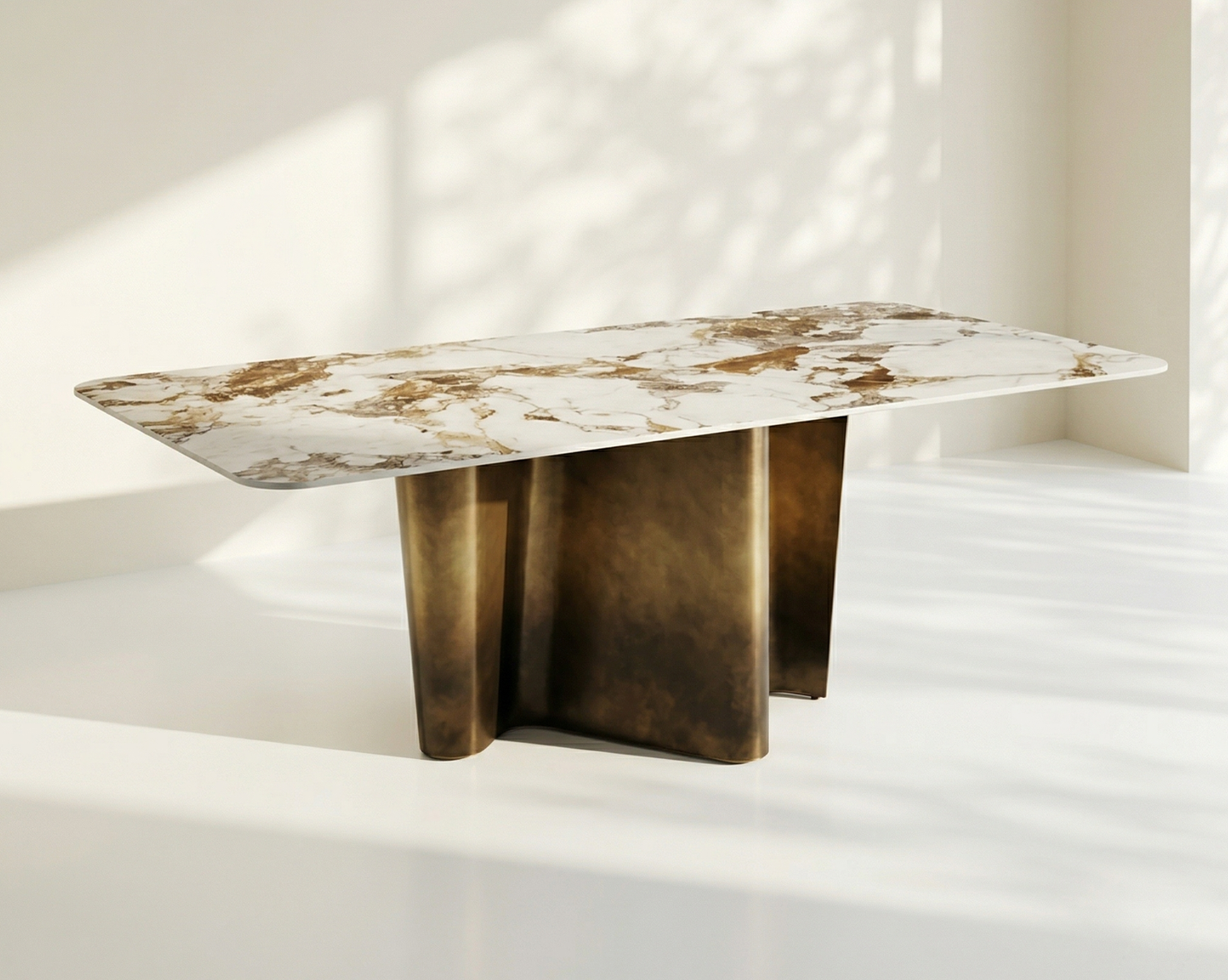 Luxora Dining Table