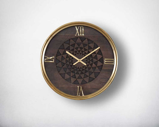 Round wall clock in antique gold plated aluminum and wood in natural polish with roman numerals in rich contemporary design.