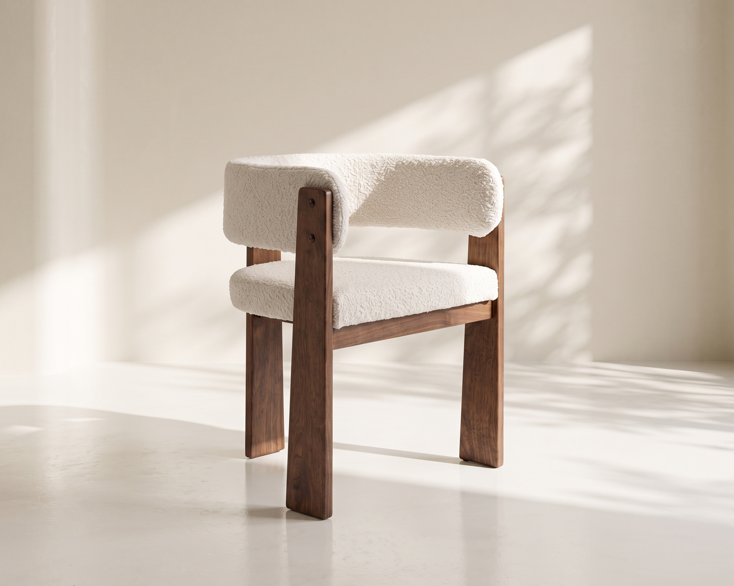 Estiro Dining Chair