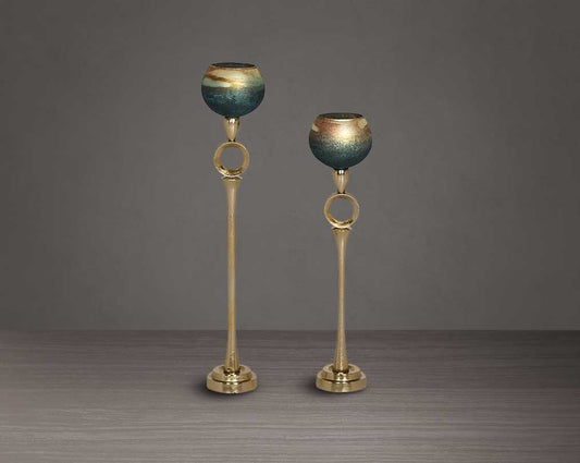 Decorative Goblet T-Lite holder in a champagne glass and antique gold aluminium base.