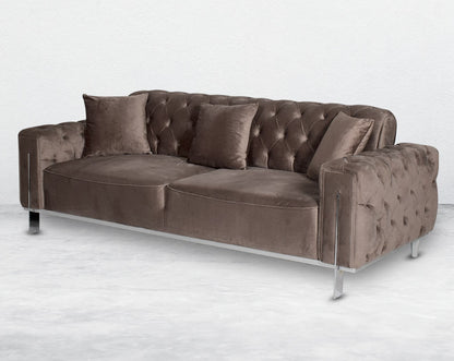 This 3 sofa set beautifully showcases the ancient craft of button tufting upholstery throughout the front along with the use of excellent quality fabric and comfortable seating for a sophisticated appeal.