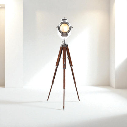 Conrado Tripod Light