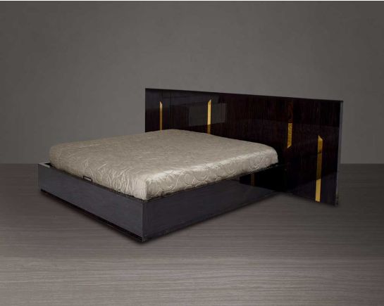 This elegant king bed comes with dark walnut veneer headboard with hydraulic lift storage.