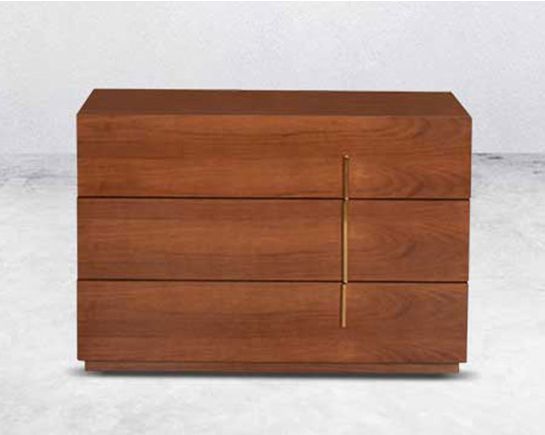 Lush and calm, the bed set brings a sense of splendor to the bedroom side view