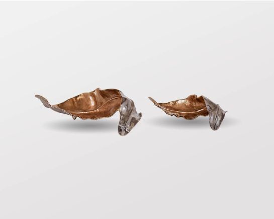 Decorative aluminium leaf sculpture in nickel & gold.1 large 2 small