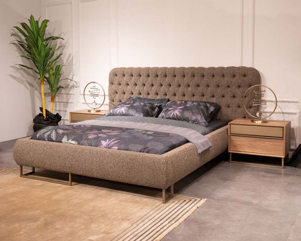 Madita King Bed Set with Storage